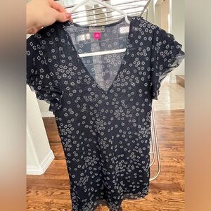 Vince Camuto short sleeve navy blue and white flowers shirt